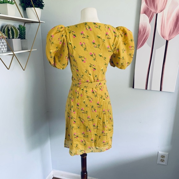 NWT! LPA • Heidi Dress in Little Roses • SZ XS • Retail $228 - Picture 9 of 15